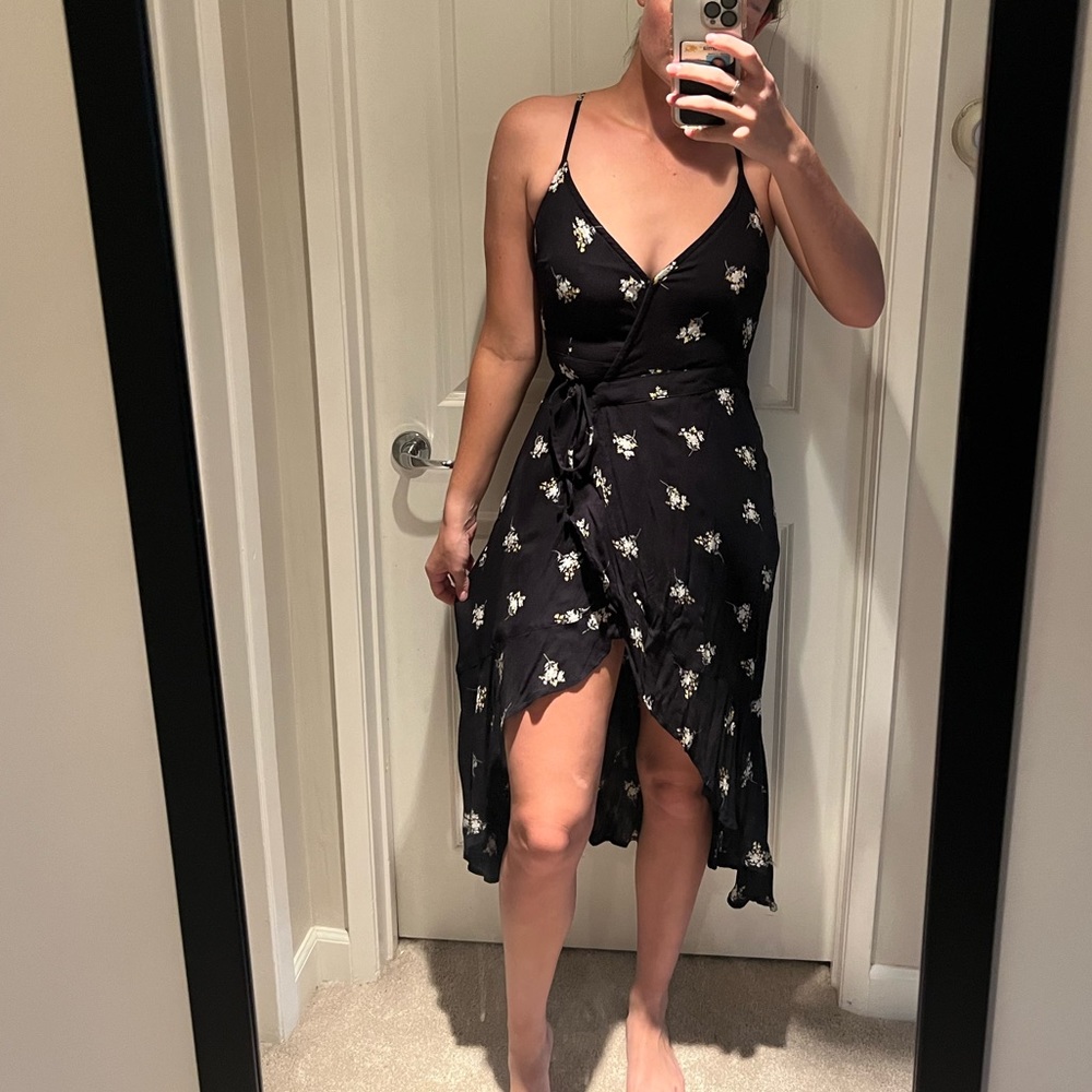 Abercrombie black floral wrap tie front dress